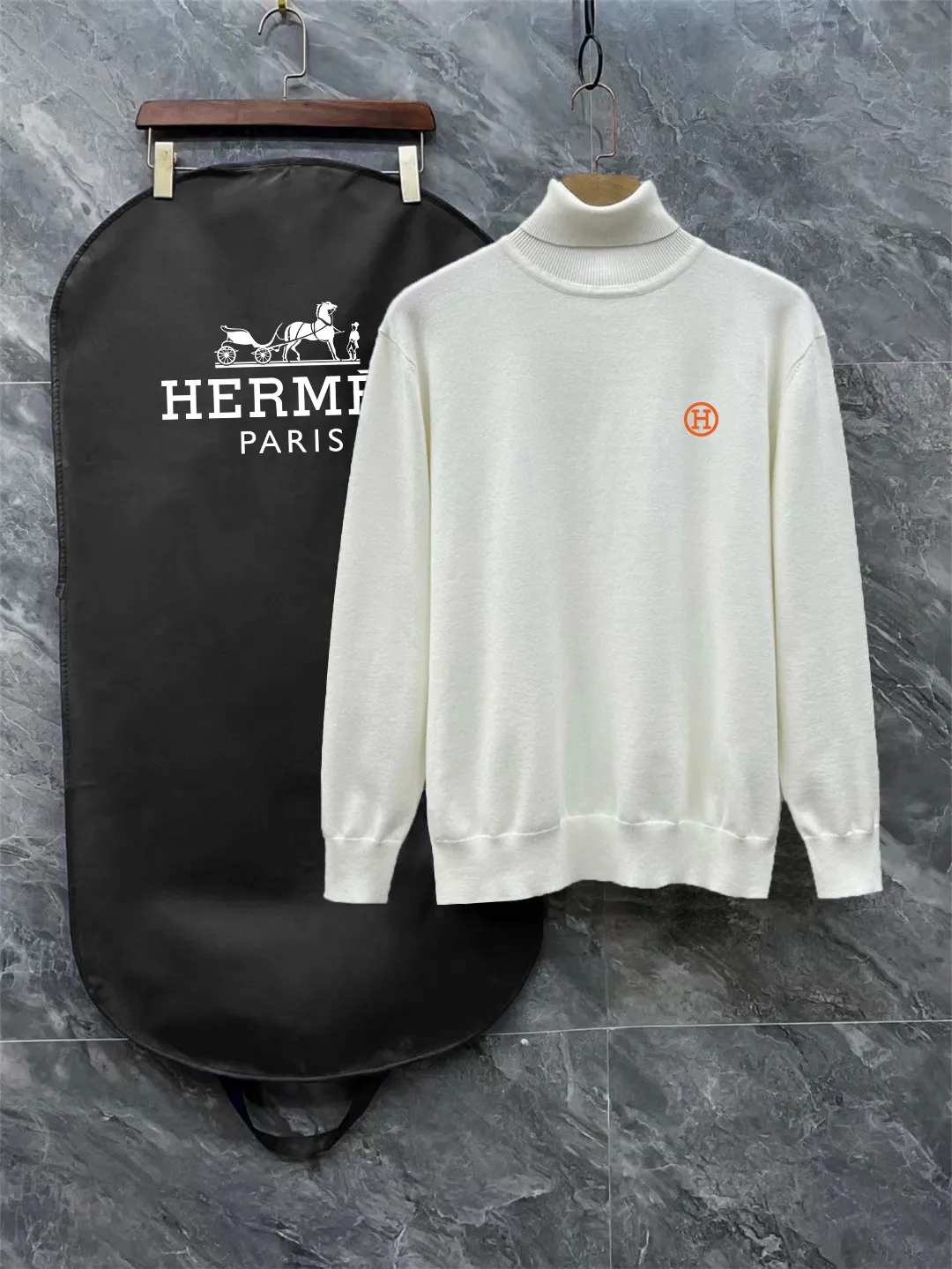 Hermes 3 Same Style Premium Series Premium Factory Quality 、 、 ： Black White Sizes：M L XL 2XL 3XL